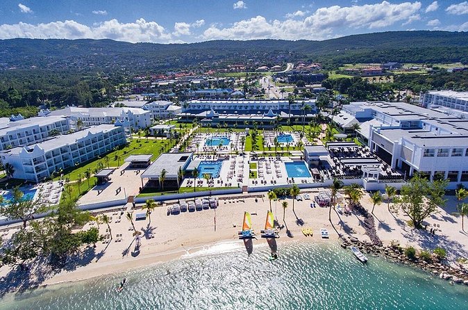 Montego Bay Airport Transfer to Montego Bay and Falmouth Hotels - What is included, and what is not stated