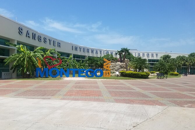 Montego Bay Airport Transfer to Ocho Rios and Runnaway Bay Hotels(Private) - Who will appreciate this private transfer most?