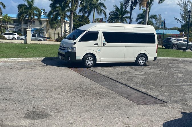 Montego Bay Airport transfers-Excellence,Royalton,Ocean Coral Spring(Round Trip) - Why a private airport ride helps in Jamaica