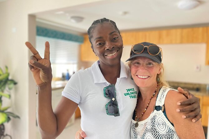 Montego Bay Airport Transfers Private Taxi to Hotels in Negril - What the private format changes