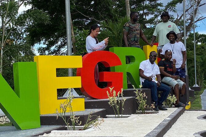 Montego Bay Airport Transfers-Round Trip - A Small Taste of Jamaica Along the Road