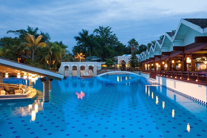 Montego Bay Airport Transfers to Negril Hotels Jamaica - The 90-minute to two-hour ride west