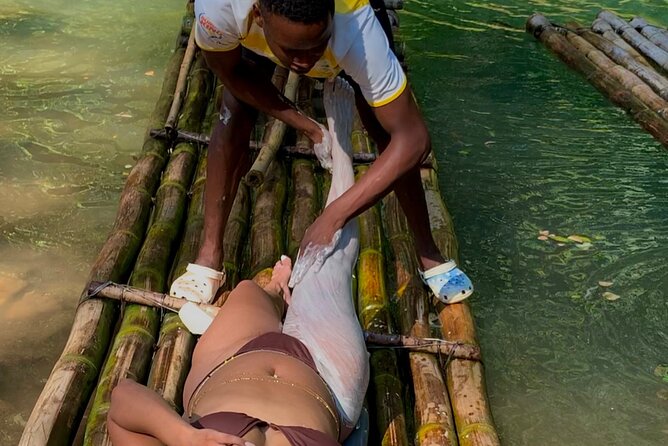 Montego Bay Bamboo Rafting Tour with Clear Kayak Photoshoot - Who should book this outing?