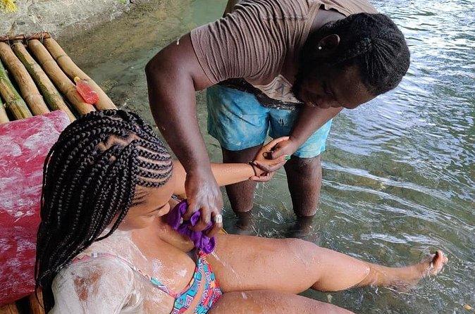 Montego Bay Bamboo River Rafting Limestone Foot Massage - My take on the guides and atmosphere