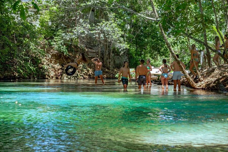 Montego Bay: Blue Hole, Dunn’s River, and Reggae Hill Tour - Getting there from Montego Bay takes patience