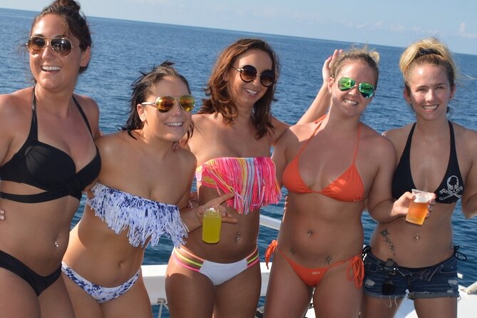 Montego Bay Catamaran: Snorkel Tour with Open Bar & Reggae DJ - Red Stripe, Appleton Rum, and light snacks