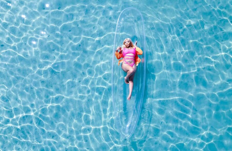 Montego Bay: Crystal Clear Kayak Drone singles Photo Shoot - How the drone changes the experience