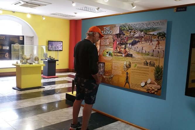 Montego Bay hi lite and culture tour - The Cage and a difficult chapter