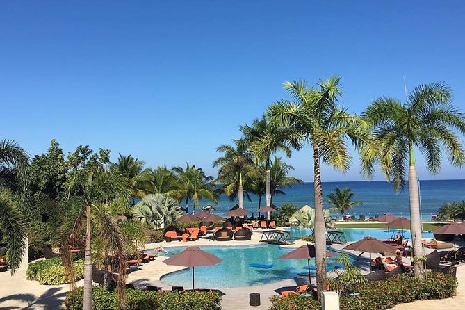 Montego Bay Highlights Tour from Montego Bay - Scotchies Drax Hall and the Cost of Lunch