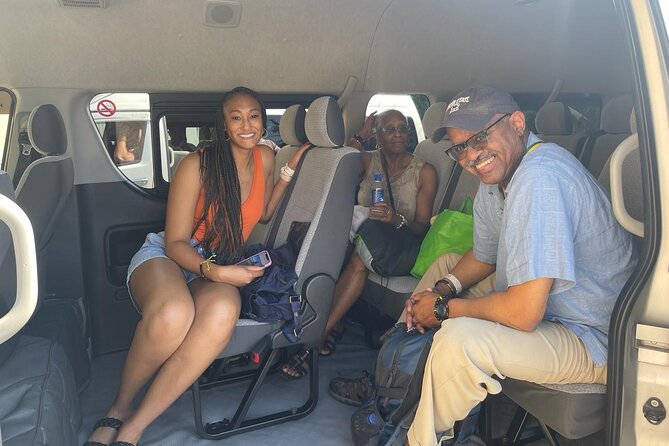 Montego Bay Hotels Private Airport Transfer - Vehicle choices for couples, families, and larger groups
