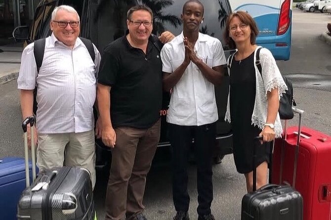 Montego Bay Jamaica Airport Transfer to Montego Bay and Falmouth - The 30 to 45 minute ride to Montego Bay