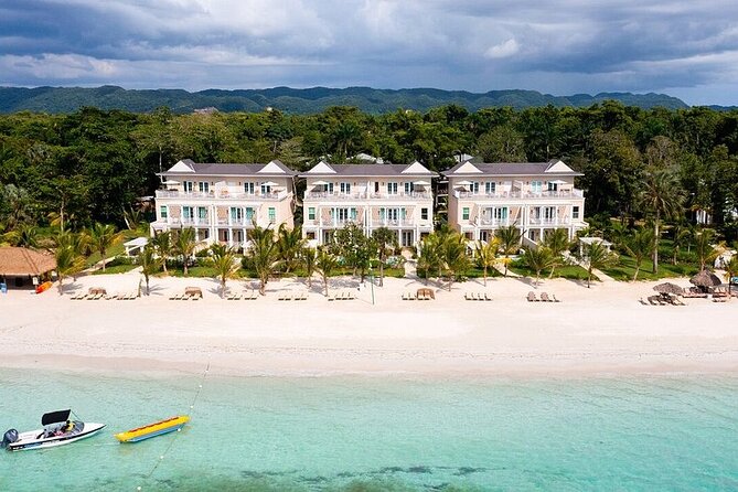 Montego Bay Jamaica Sangster Airport Transfer to hotels in Negril - Best for couples, families, and groups heading to the beach