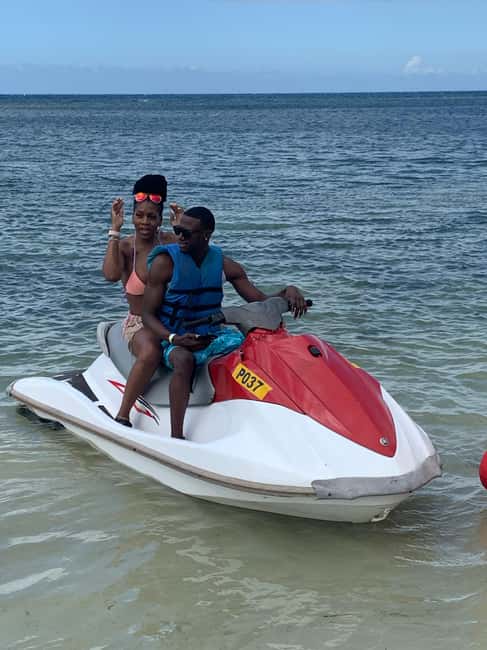 Montego Bay: Jet Ski & Beach with Private Transport - Tropical Bliss after the engine stops