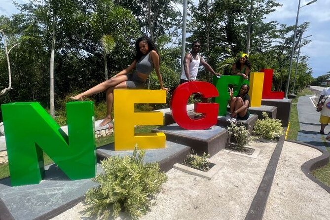 Montego Bay Private Airport Transfers - Round Trip - Airport pickup at Sangster International Airport