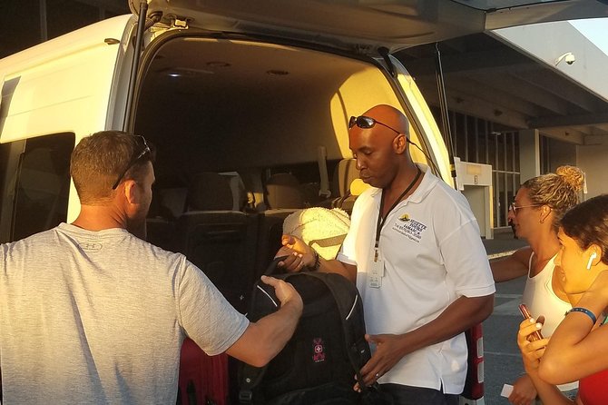 Montego Bay Round Trip Airport Transfers - Who will like this transfer most?