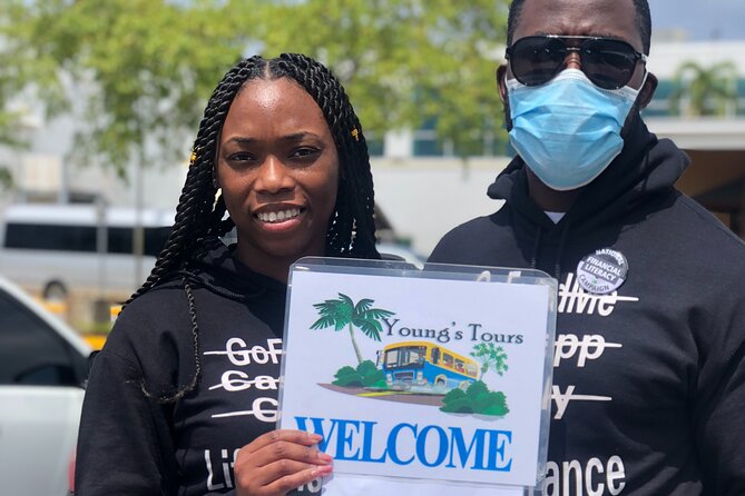Montego Bay Roundtrip Luxury Transfer with Lounge Access - The biggest risk: missing service elements