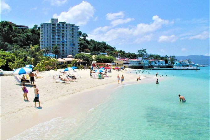 Montego Bay Shore Excursion: Doctor's Cave Beach & Montego Bay City Highlights - Four things to know before you book