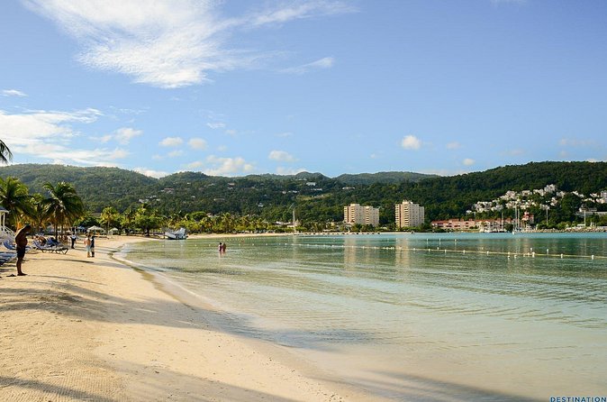 Montego Bay Sightseeing and Shopping Tour - What the Montego Bay tour is really designed to do