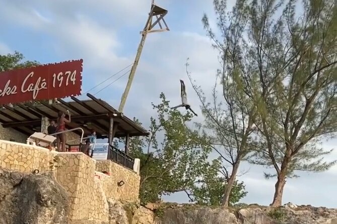 Negril 7 mile Beach, Party Catamaran Cruise , Snorkeling and Ricks Cafe Combo - The two-and-a-half-hour party catamaran