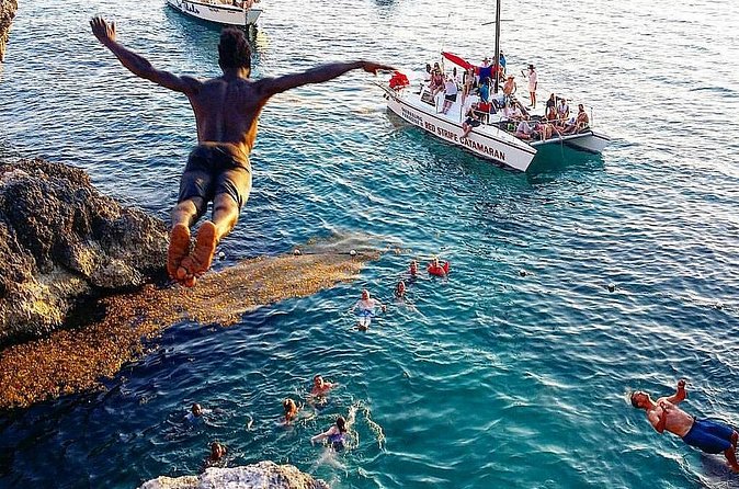 Negril 7 Mile Beach & Rick's Café Combo Tour from Montego Bay - Who should book this experience?