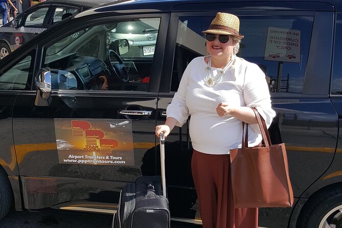 Negril Airport Transfer - A Clean, Air-Conditioned Vehicle Makes a Difference