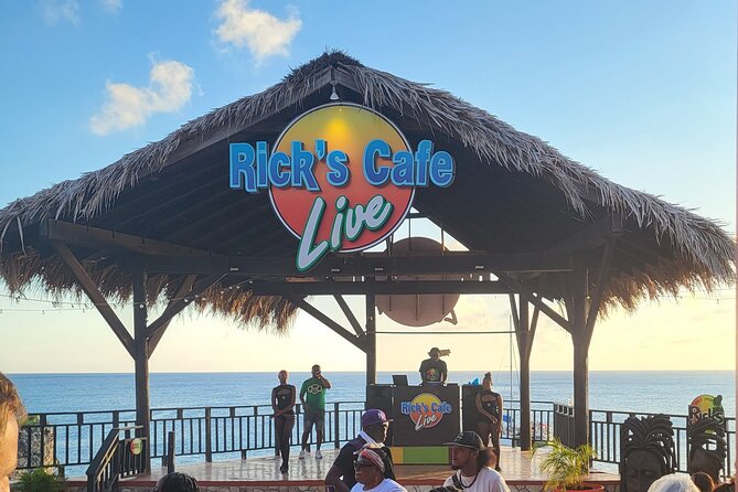 Negril Beach Break and Ricks Cafe - Montego Bay Cruise Port - Choosing lunch without losing the afternoon