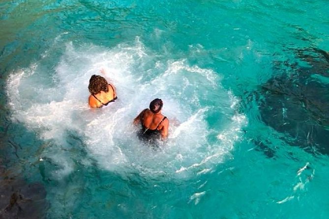 Negril Beach Experience & Rick's Cafe from Negril - Two very different sides of Negril in four hours