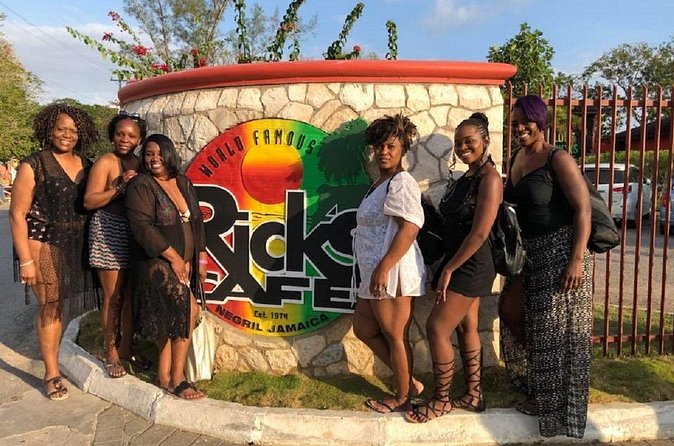 Negril Beach Experience & Rick's Cafe from Negril - Who will enjoy this private Negril outing