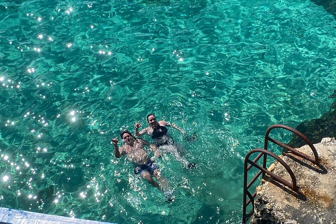 Negril day! beach and west end Cliffs with French Guide - Who should book the Negril day?