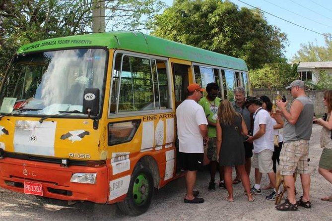 Negril One Love Bus Bar Crawl - A closer look at the bus, timing, and comfort