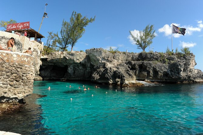 Negril Private and Public Beach with Ricks Cafe from Montego Bay - One quiet hour at Half Moon Beach