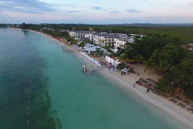 Negril's 7 miles Beach and Rick's Café - Key points to know before you book