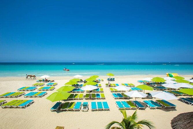 Negril's Private Day Trip with Margaritaville and Rick's Cafe - Seven Mile Beach: your first taste of Negril
