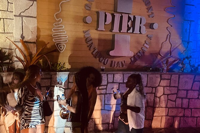 Night-life Party Club 2727 pick up and drop off in Montego Bay - Drinks, cocktails, and the real cost of the evening