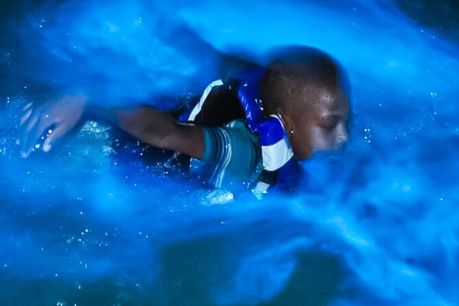 Night Tour-Luminating Blue Lagoon Waters - Who will enjoy this nighttime outing