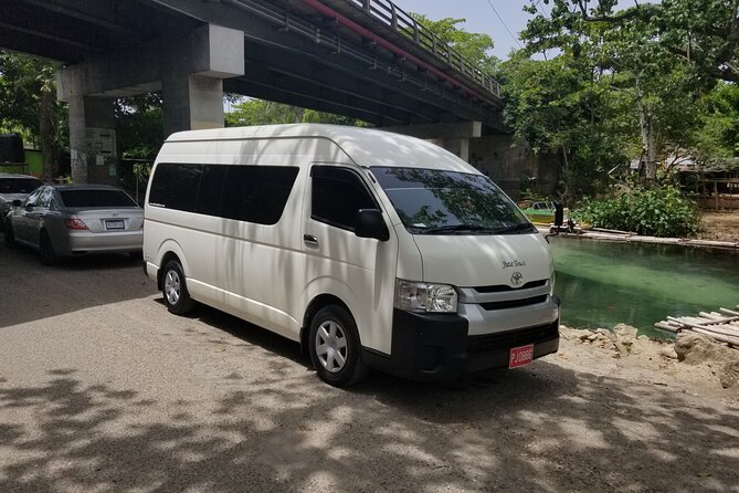 Ocean Coral Springs Private Transfer - From the airport exit to your waiting driver