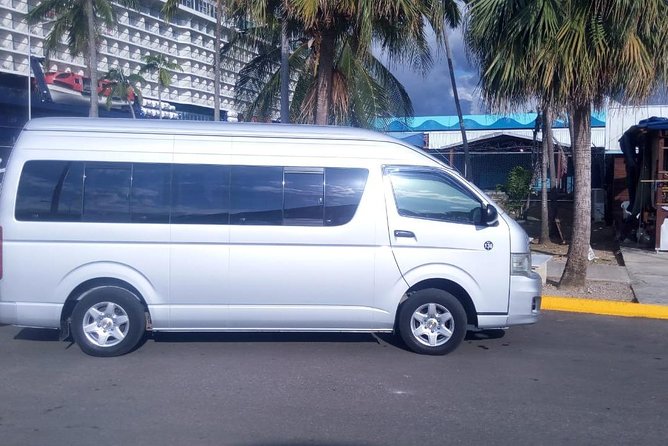 Ocean Eden Bay Montego Bay Airport Transfers - The airport meeting point is the main weak spot