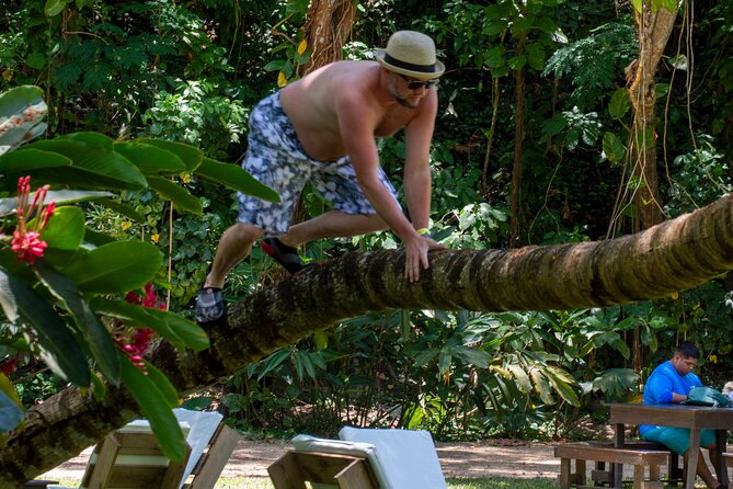 Ocho Rios: Amazing Blue Hole and Chill at Reggae Hill - The guides make the day work