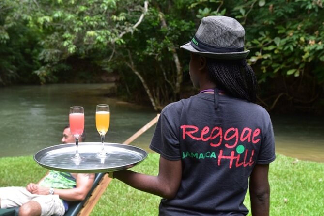 Ocho Rios: Amazing Blue Hole and Chill at Reggae Hill - Who will enjoy this Ocho Rios outing