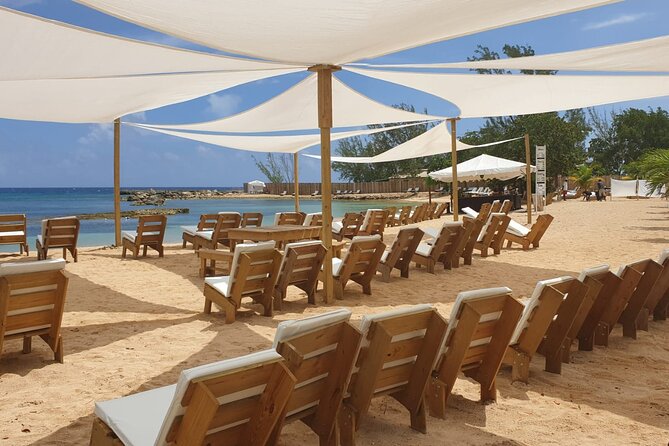 Ocho Rios: Bamboo Beach Club VIP Access with Lunch and Cocktails - Who will get the most from the $95 price