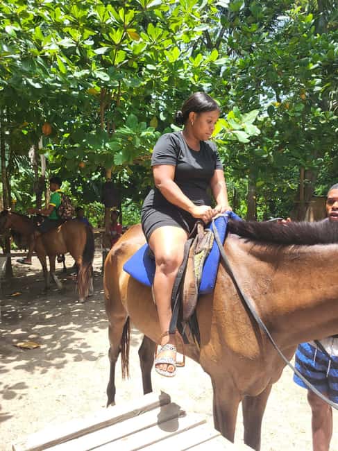 Ocho Rios : Bamboo River Rafting and HorseBack Riding - Timing, transfers, and the shape of the day