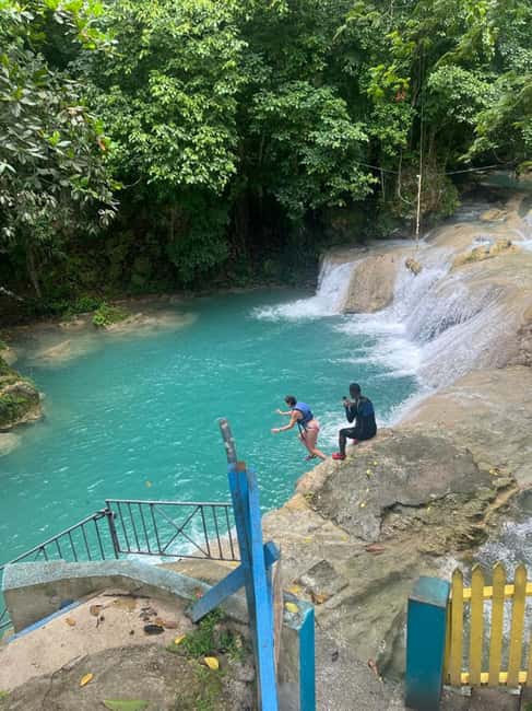 Ocho Rios : Blue Hole and Sightseeing Tour - Returning to Ocho Rios for Lunch and Shopping