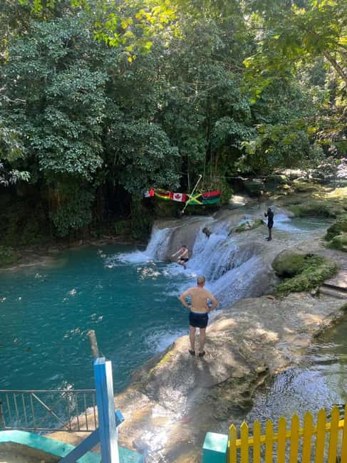 Ocho Rios : Blue Hole and Sightseeing Tour - Guide Style and the Human Side of the Trip