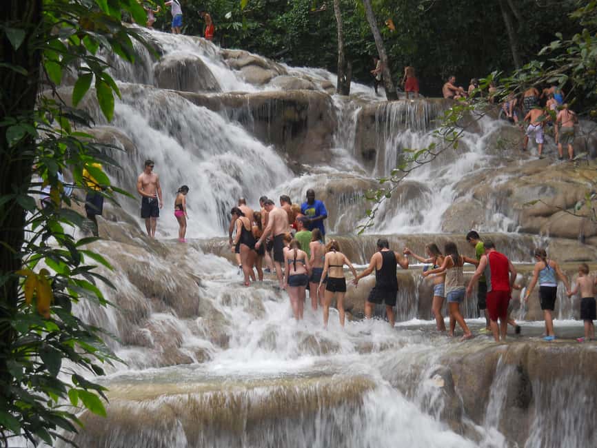 Ocho Rios: Dunn’s River Falls & Reggae Hill Tour - Climbing the 600-foot Dunn’s River Falls