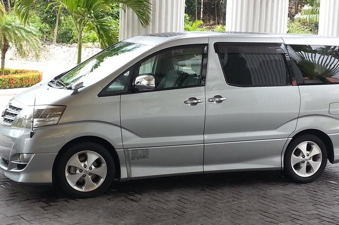 Ocho Rios Hotels Transfer Between Montego Bay Airport (MBJ) - Meeting Your Driver at Montego Bay Airport