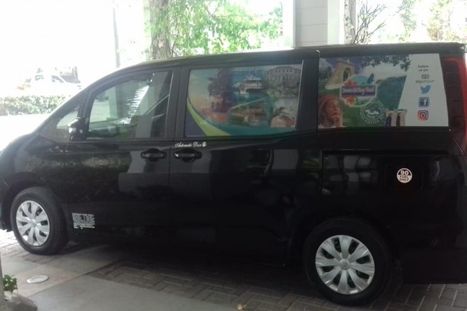 Ocho Rios Private Transfer to Montego Bay Airport (MBJ) - Who should book this private transfer?