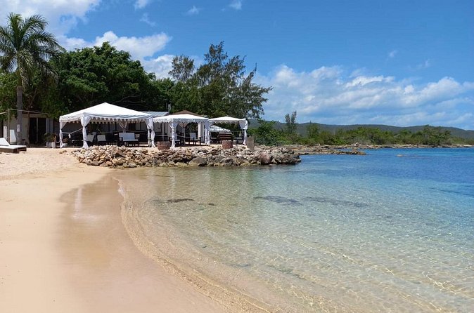 Ocho Rios: River Tubing, Lunch and Cocktails at Bamboo Beach Club - Family details, fitness, and what to pack