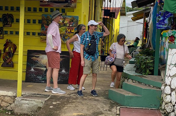 Ocho Rios Sightseeing Tours and Shopping - Timing, group size, and the shape of the day