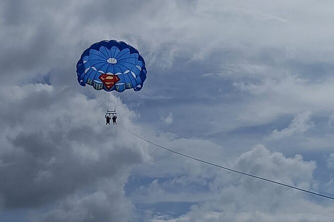 Parasailing, Blue Hole Mineral Spring, Seven Mile Beach - Why this Jamaica day works