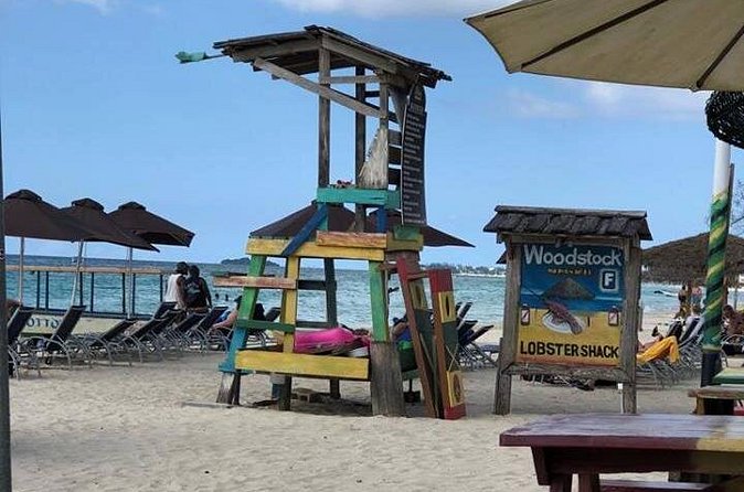 PREMIUM - Negril Highlights Tour from Negril - Food & Drinks Included - Seeing local neighborhoods beyond the resort strip